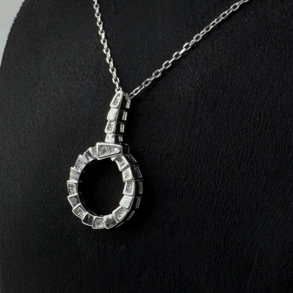 Bvlgari Luxe Pendant Necklace