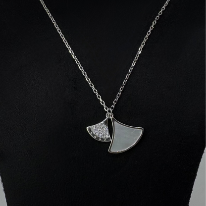 MOP pendant Necklace