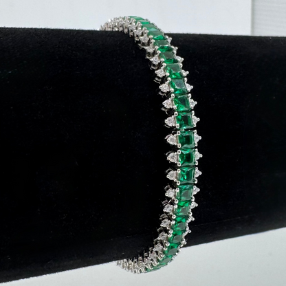 Green stone bracelet