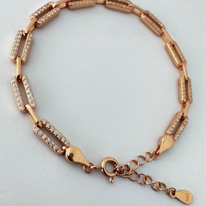 Interlink Female Bracelate