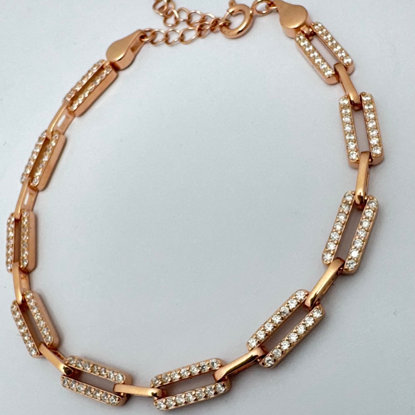 Interlink Female Bracelate